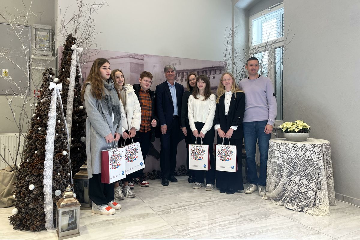 Nagrađivani sportaši s čelnicima Grada Krka