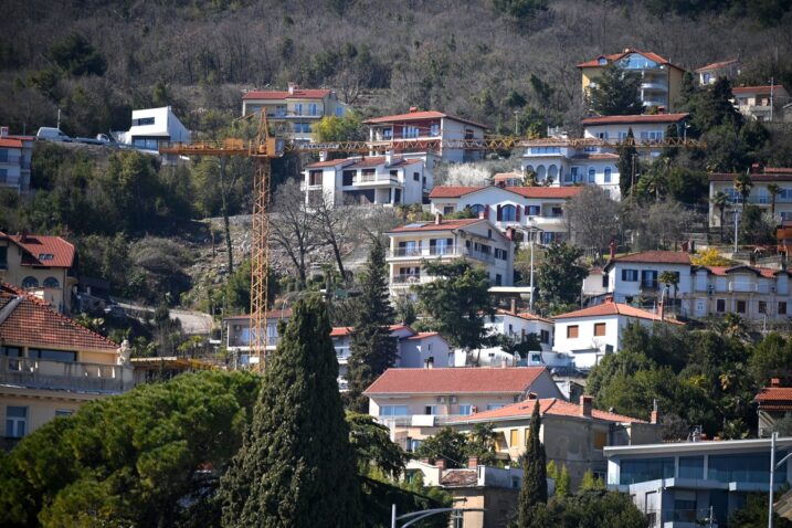 Pregrijano tržište nekretnina pokazuje znakove usporavanja / Foto arhiva NL