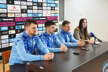 Elvir Husarić, Đorđe Rosić i trener Alen Jukić na trsatskoj presici/Foto HMNK Rijeka