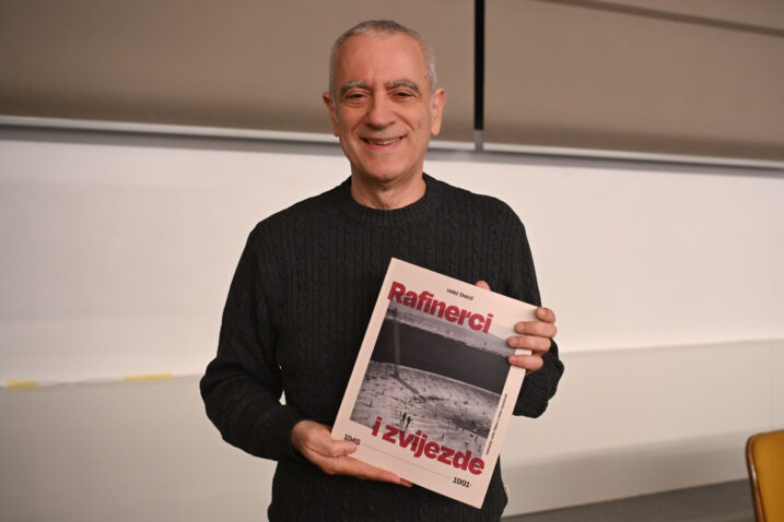 Nova knjiga Velida Đekića / Foto ANA KRIŽANEC