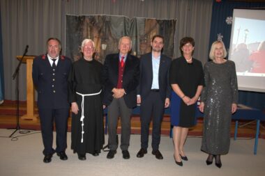 Dobitnici najviših priznanja s gradskim čelnicima / Foto Walter Salković