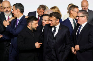 Volodimir Zelenski, Emmanuel Macron i Keir Starmer / REUTERS