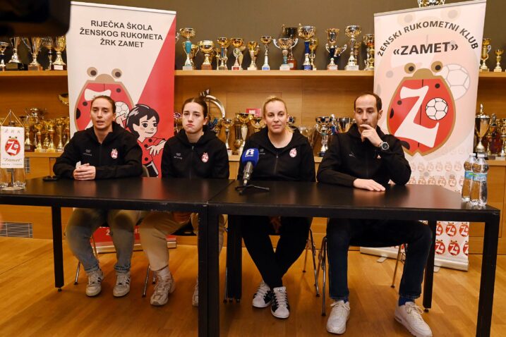 Kristina Plahinek, Ariana Kernjus, Mila Lukačić i Mateo Hrvatin/Foto M. GRACIN