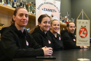 Kristina Plahinek, Ariana Kernjus, Mila Lukačić i Mateo Hrvatin/M. GRACIN