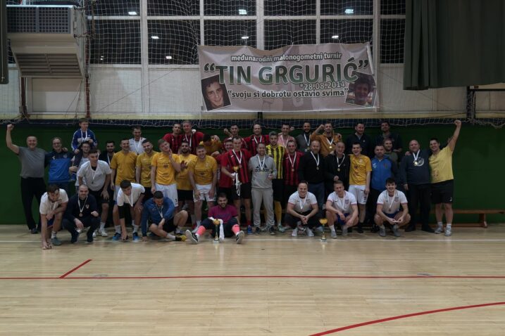 Najuspješniji sudionici veteranskog i seniorskog dijela turnira "Tin Grgurić" / Foto Zlatko Grgurić