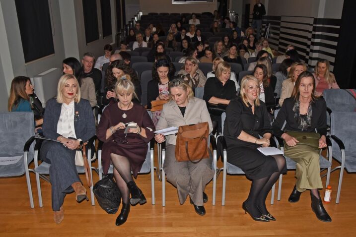 Foto Dean Miculinić