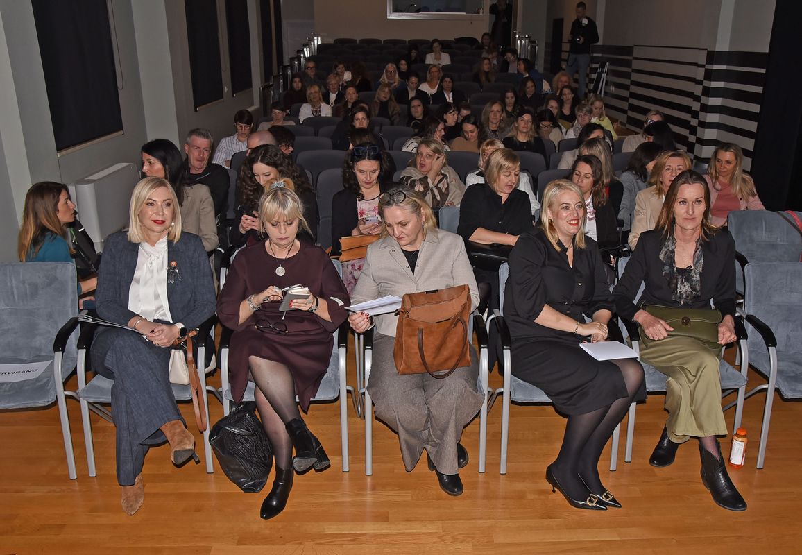 Foto Dean Miculinić