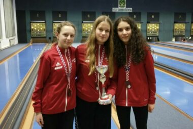 Ruby Bolf, Lena Gašperić Prša i Elin Briški