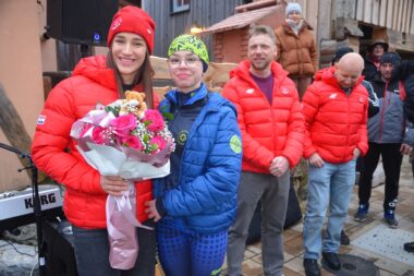 CVIJEĆE ZA OLIMPIJKU - Leona Popović, Eleonora Crnković, Goran Rački i Vjeko Ružić / Foto Marinko Krmpotić