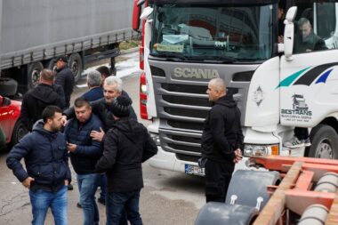 Foto REUTERS/Stevo Vasiljevic