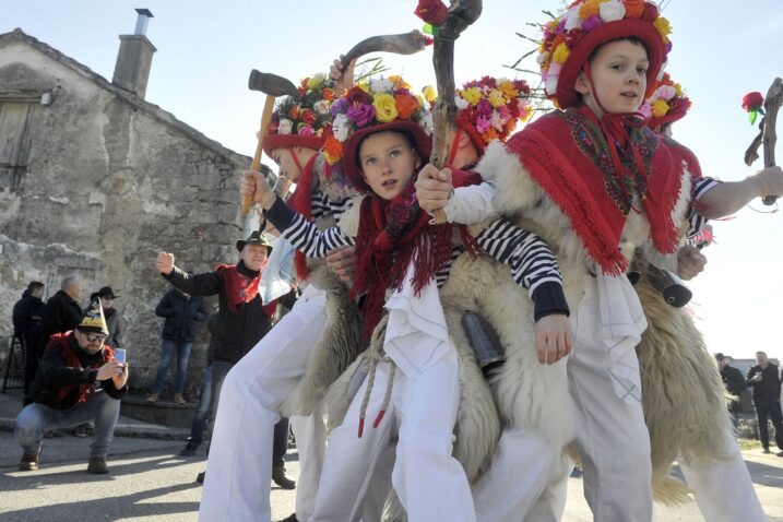 Na mićin zvončarima pust ostaje