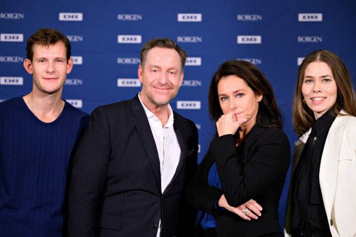 Danski glumac Simon Bennebjerg, scenarist Adam Price, glumice Sidse Babett Knudsen i Birgitte Hjort Sorensen na fotografiji snimljenoj 2022. godine / Foto Reuters