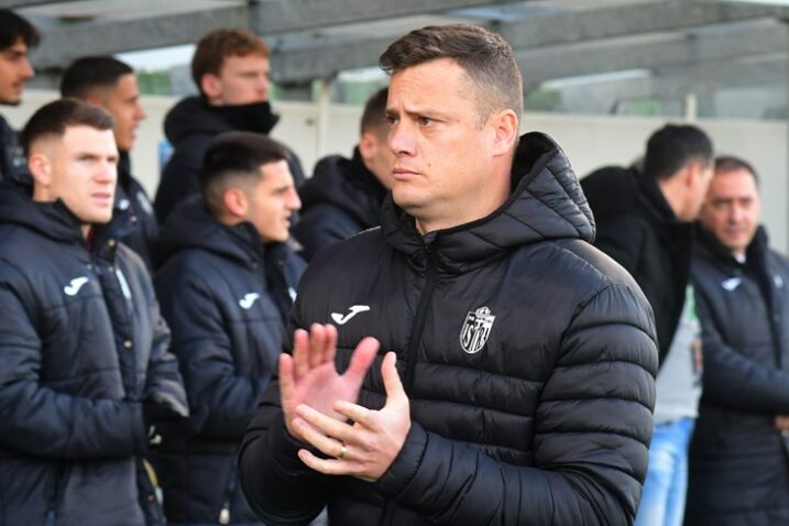 Oriol Riera/M. MIJOŠEK