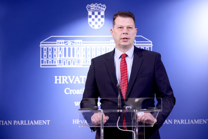 Na konferenciji za medije u Saboru o izboru ustavnih sudaca, SDP-ov Saša Đujicć Foto: Patrik Macek/PIXSELL