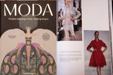 Foto Školska knjiga