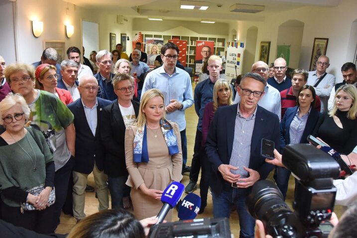 Izborni stožer riječkog SDP-a nakon što je postalo jasno da su izgubili vlast u Rijeci na svibanjskim lokalnim izborima / Foto Arhiva NL