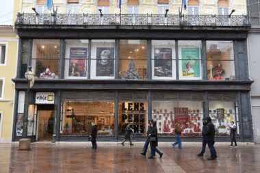 VBZ knjižara na Korzu / Foto: Dean Miculinić