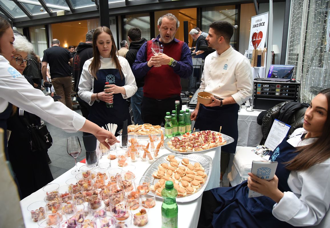 Foto Dean Miculinić