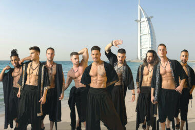 Oni su plesači, akrobati, glazbenici i glumci, Foto: Neo Production