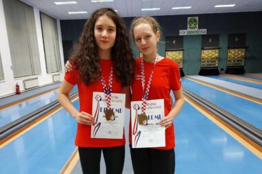 Elin Briški i Ruby Bolf