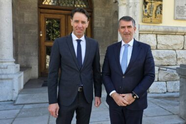 Fernando Kirigin i NJ. E. Csaba Demcsák / Foto Grad Opatija