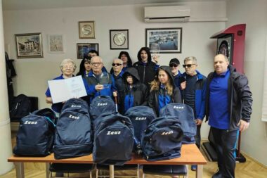 Sportskom klubu slijepih uručena sportska oprema Zaklade Adris