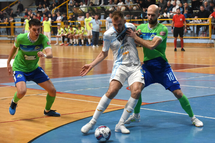 POBJEDOM OSTATI NA VRHU - Luka Suton/Foto D. MICULINIĆ