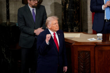 REUTERS/NATHAN HOWARD