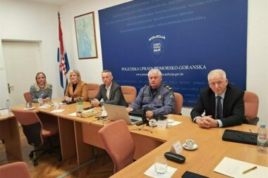 Iva Rinčić i Hari Brnad sa suradnicima