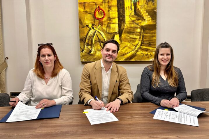 Iva Krivičić Miočić, gradonačelnik Marin Gregorović i Valnea Diacci / Foto Walter Salković