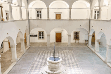 Atrij Frankopana Kraljevica / Foto GRAD KRALJEVICA