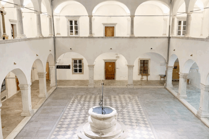 Atrij Frankopana Kraljevica / Foto GRAD KRALJEVICA