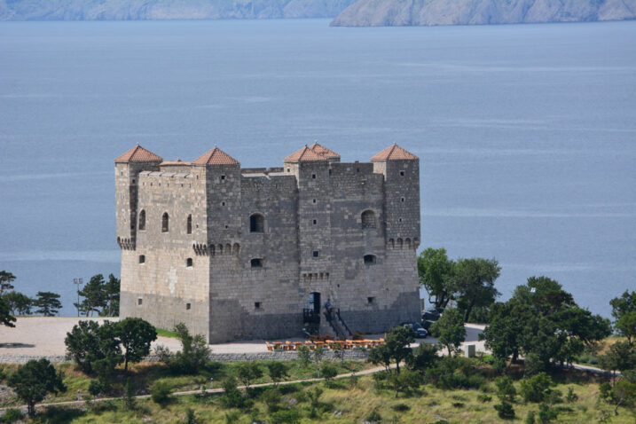 Spektakularna završna dionica WRC Croatia Rallyja ima cilj na senjskoj tvrđavi Nehaj