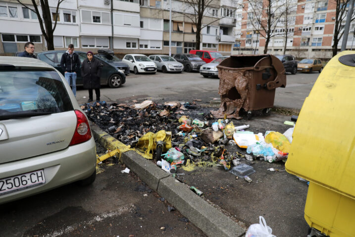 Slučajevi namjerne paleži kontejnera s papirom i ranije prijavljivanja - Novi Zagreb / Foto ilustracija: Emica Elvedji / Pixsell