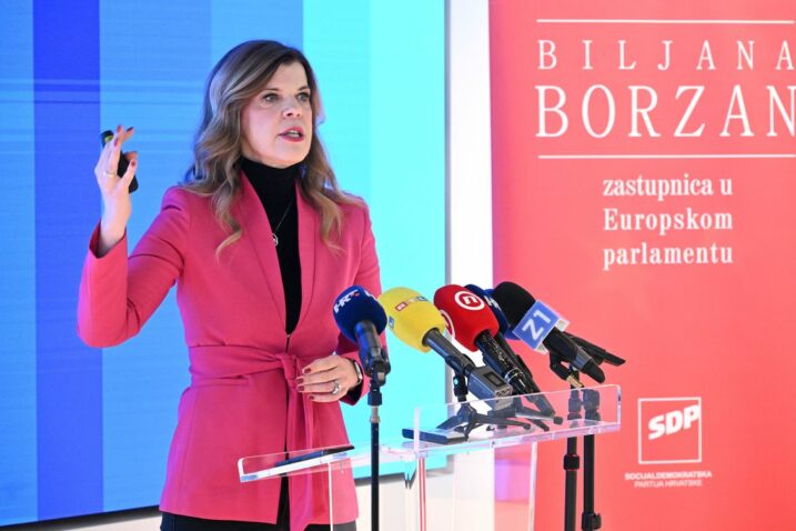 Biljana Borzan / Foto Marko Lukunic/PIXSELL