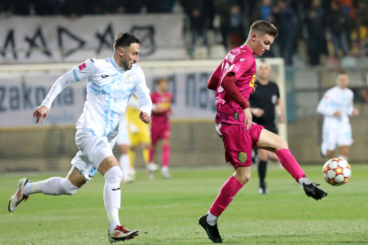 Josip Drmić i Robert Mišković tijekom susreta Rijeke i Istre 1961 prije četiri godine/Foto PIXSELL