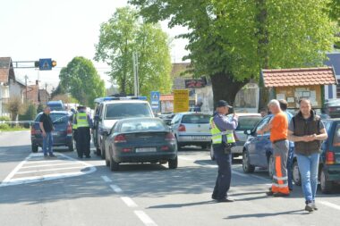 Očevid prometne nesreće / Foto ilustracija : Damir Špehar / PIXSELL