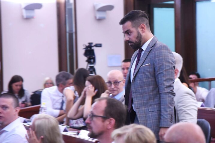 Od ključnog glasa za konstituiranje Gradskog vijeća do uskraćivanja podrške izvješću o radu gradonačelnice - Stefan Mataja Mafrici