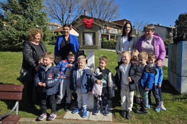 U Matuljima je otvorena Mala slobodna knjižnica, treća po redu na Liburniji