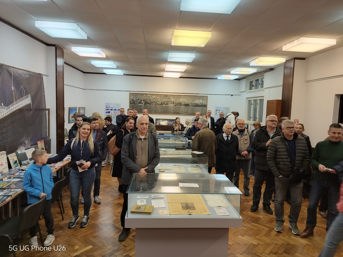 Otvorenje izložbe / Foto Vladimir Mrvoš