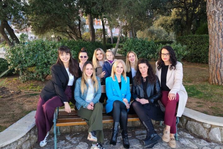 Foto ZAJEDNICA ŽENA KATARINA ZRINSKI