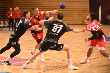 OSAM GOLOVA - Roko Markota/Foto D. MICULINIĆ