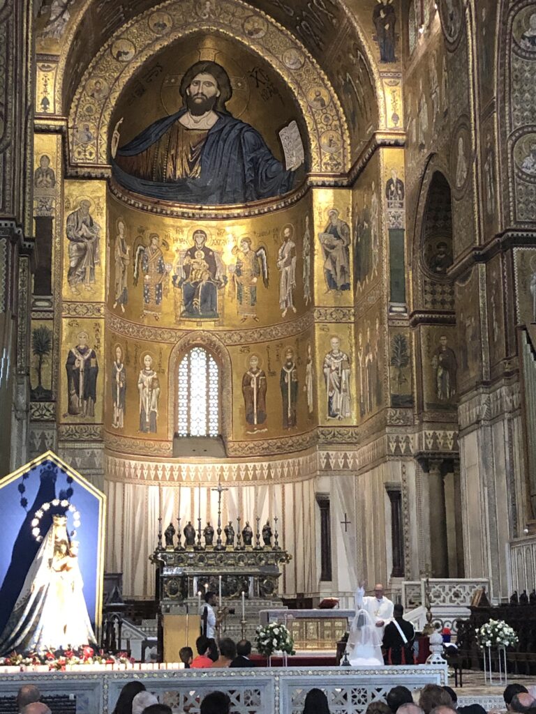 Bizantski mozaici u apsidi