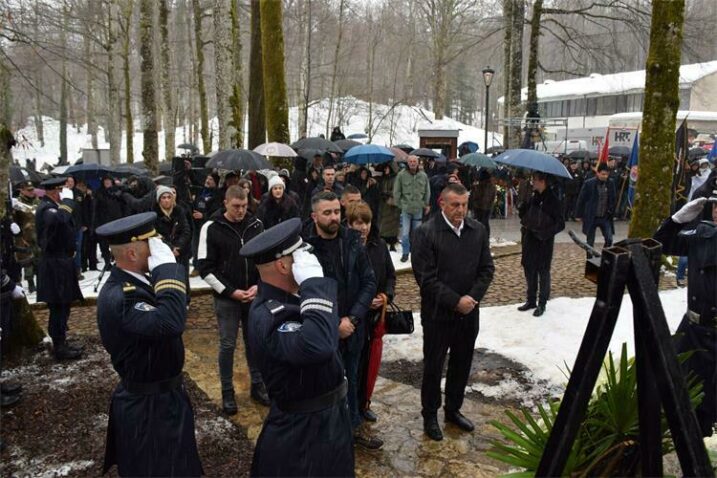 Obilježavanje 35. godišnjice »Krvavog Uskrsa« na Plitvičkim jezerima / Foto MUP