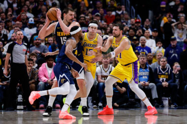 Nikola Jokić, Austin Reaves i Luka Dončić/Foto REUTERS