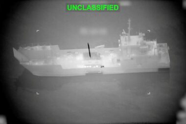 Američke snage pokušavaju uništavati iranske čamce i brodove s minama / Foto CENTCOM/Handout via REUTERS