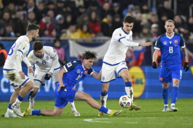 Veldin Hodža tijekom ogleda sa Slovacima/Foto REUTERS