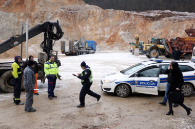 Foto ilustracija: Tragične nesreće u kamenolomu nisu rijetkost: snimka očevida pogibije u jednom kamenolomu na karlovačakom području / Kristina Štedul Fabac / PIXSELL