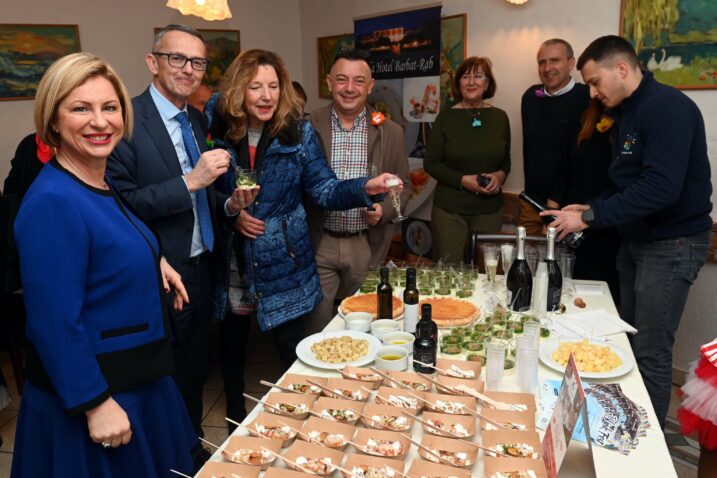 TZ Kvarnera bira direktora u godini Europske regije gastronomije -Irena Peršić Živadinov i Ivica Lukanović / Foto Marko Gracin