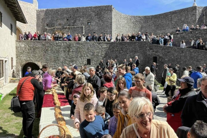 Frankopanski Uskrs u Kaštelu